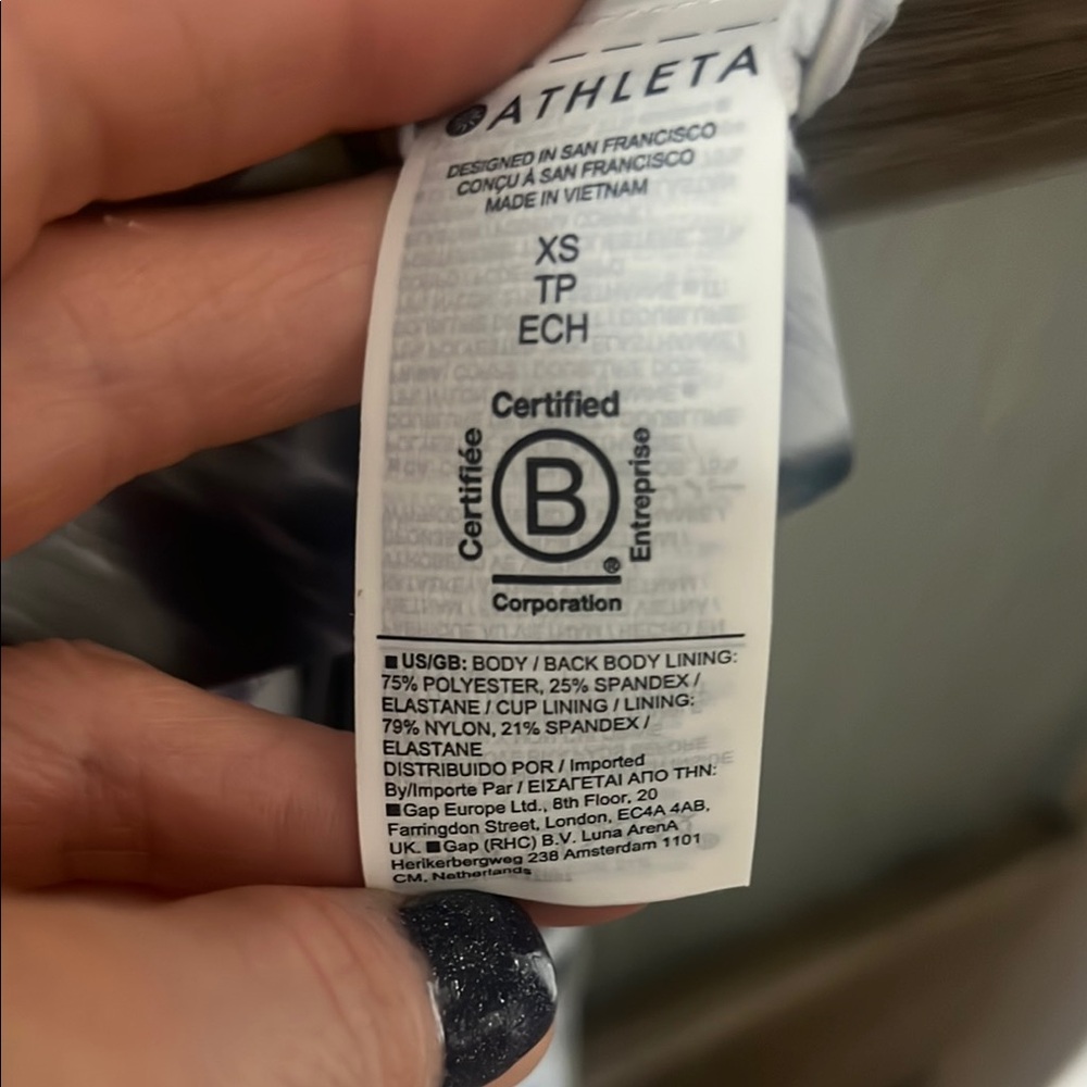 🌟🌟🌟ATHLETA🌟🌟🌟 
Silver, White Activewear Set - Picture 9 of 14